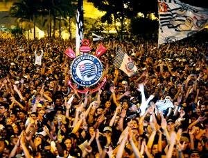 festa_100anos_corinthians_torcida_anhangabau_62